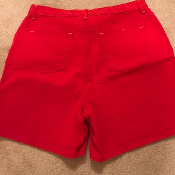 shorts - Picture 2 of 3